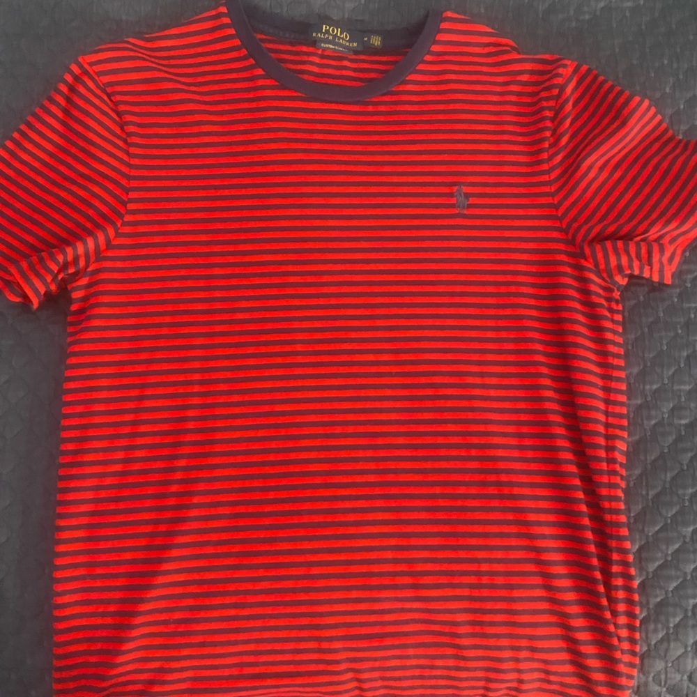 polo tee shirt